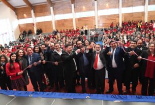 Gobierno Regional y Ministerio de Educación entregan moderna infraestructura a la comunidad de Los Lagos con anhelada inauguración de la Escuela Francia